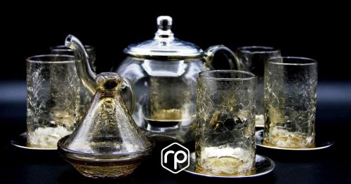 Cracked blown glass tea service by Le Monde de Divine